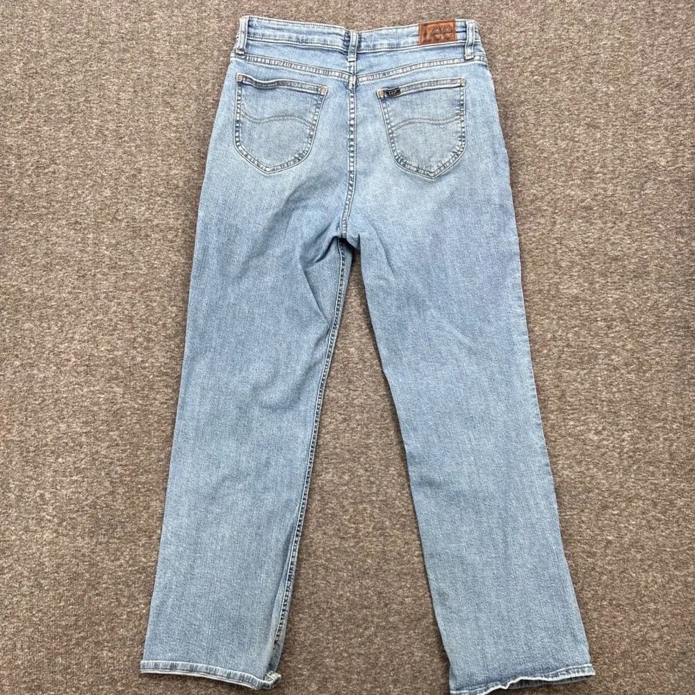Lee Women Vintage Straight 10 Light Wash Blue Denim Jeans Mid Rise Stretch Pants